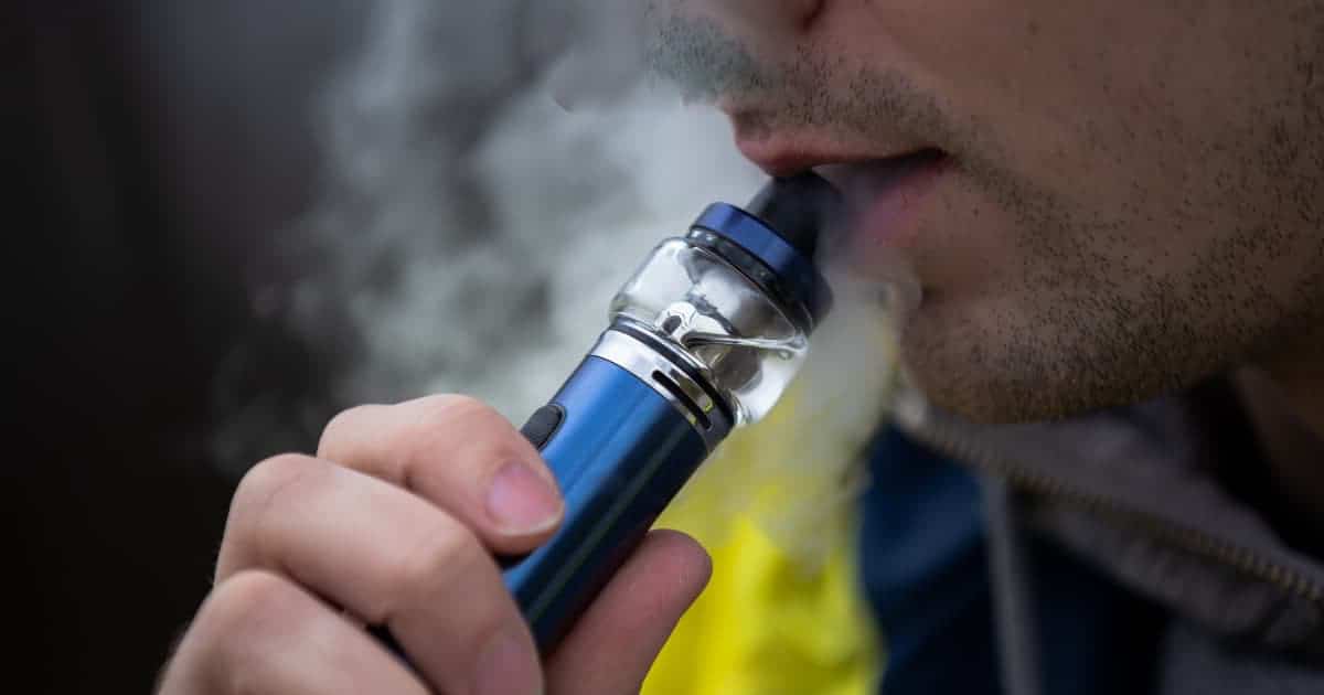 Vaping-Electric-Cigarettes-and-Clinical-Implications (1)
