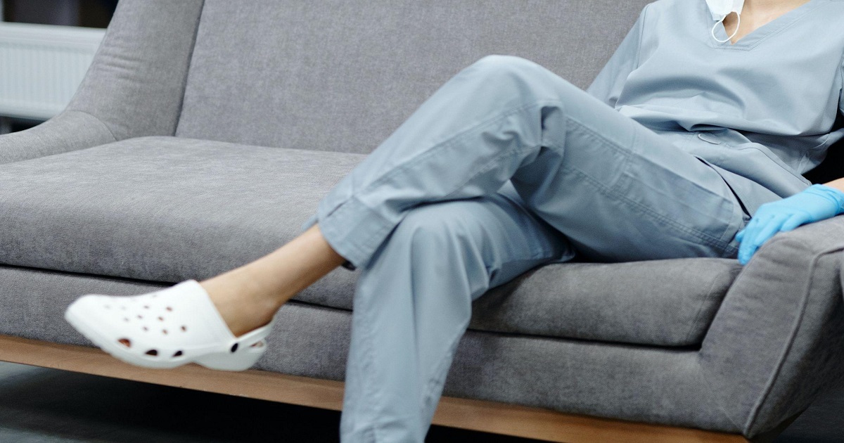 Best Shoes for Healthcare Workers